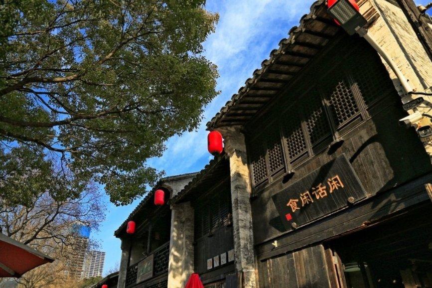 求生指南：第三人称